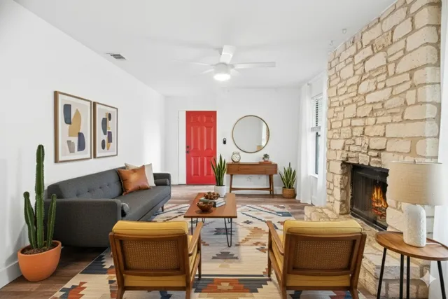 $2,100 | 1712 Timber Ridge Road, Austin, TX 78741