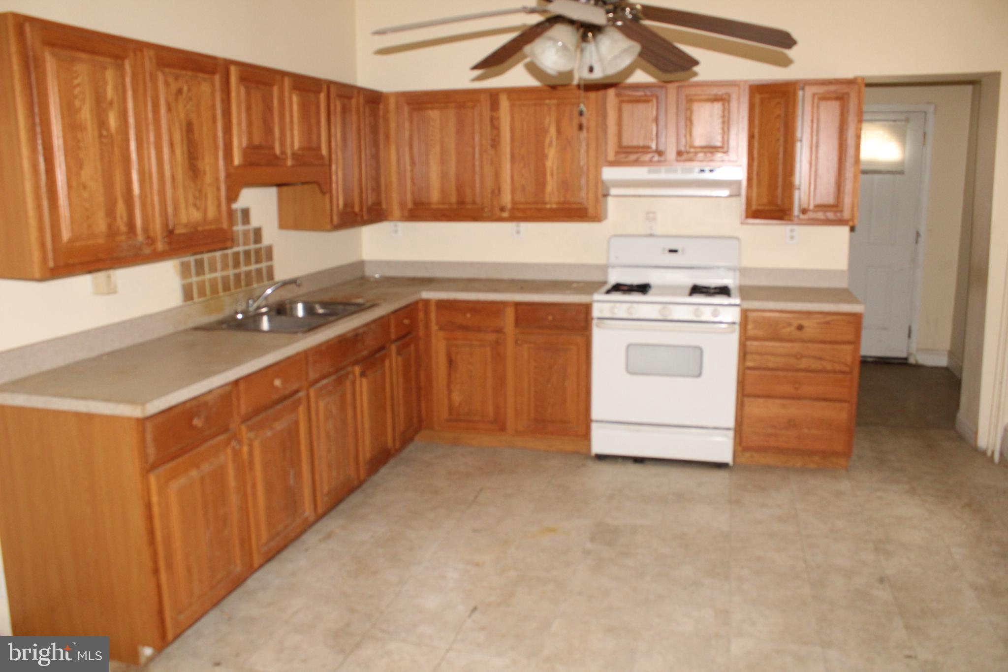3748 Sharp Street Philadelphia, PA 19127 - Photo 14 of 49 kitchen