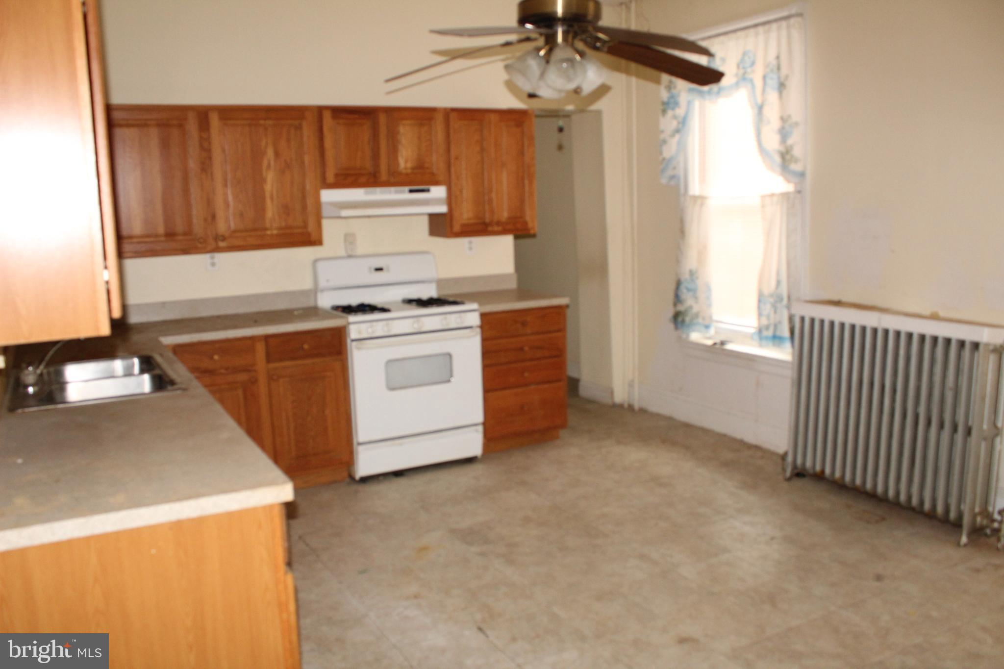 3748 Sharp Street Philadelphia, PA 19127 - Photo 16 of 49 kitchen