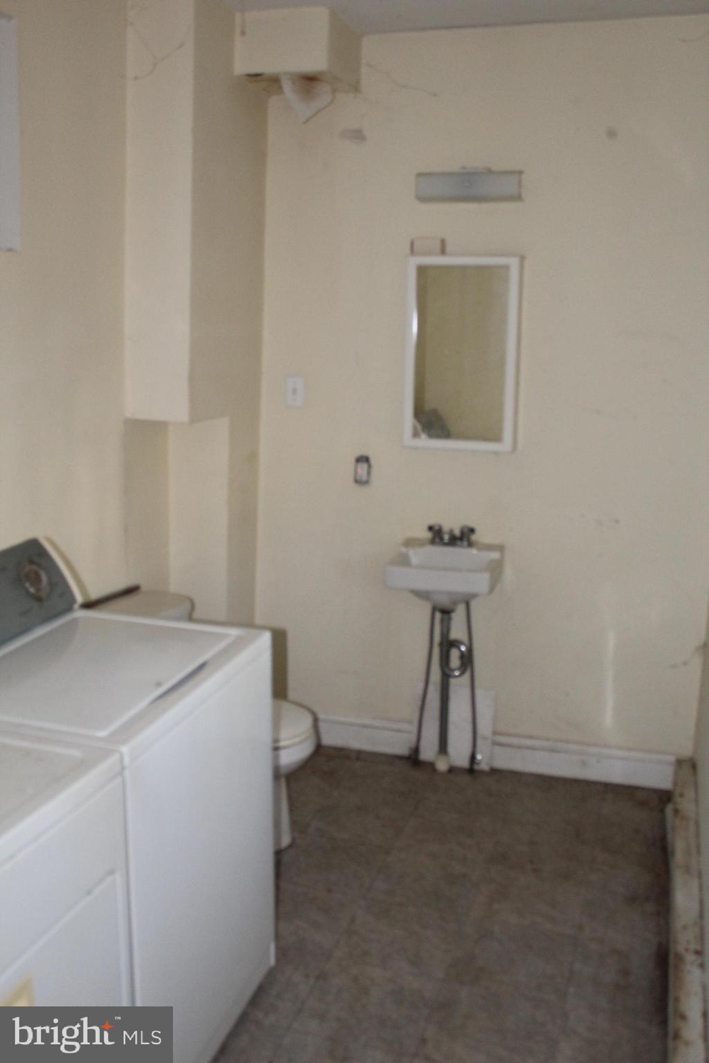 3748 Sharp Street Philadelphia, PA 19127 - Photo 19 of 49 laundry room/powder room