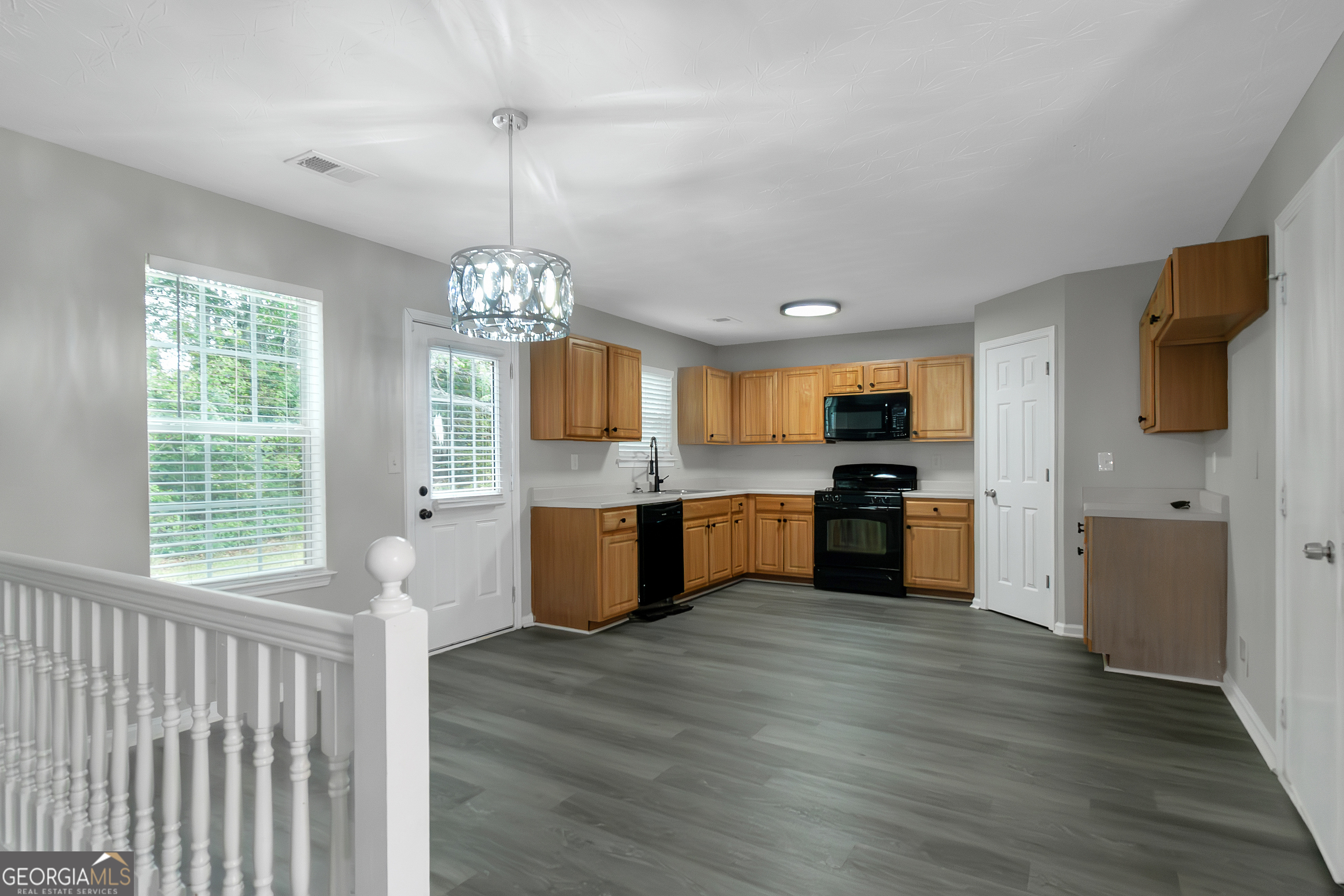 150 Spring Lake Terrace Covington, GA 30016 - Photo 9 of 38