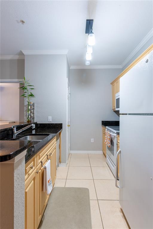3611 Conroy Road, Unit 834 Orlando, FL 32839 - Photo 8 of 41 Gallery Image 8