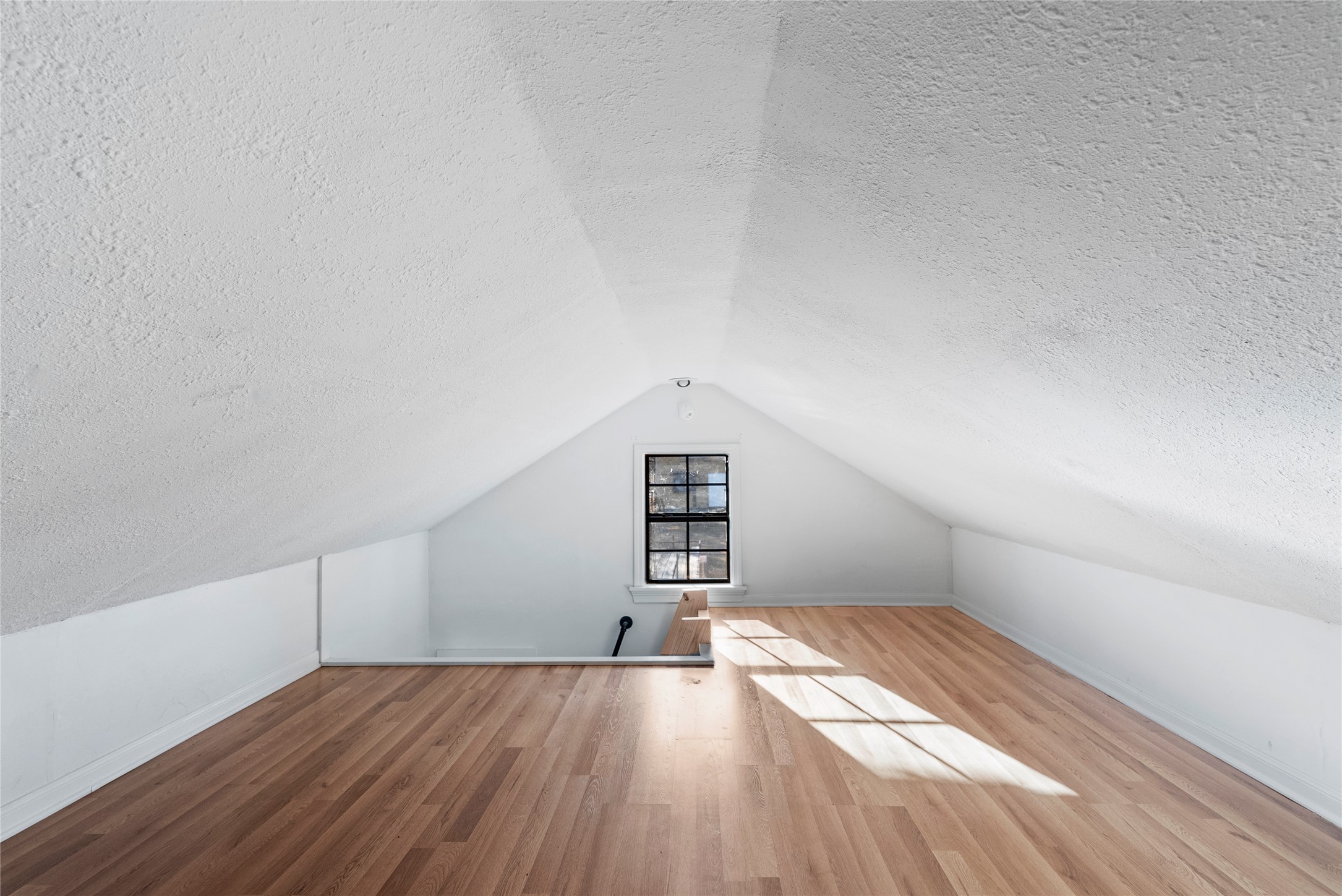 1011 Porter Street Taylor, TX 76574 - Photo 31 of 35 a view of empty room with wooden floor