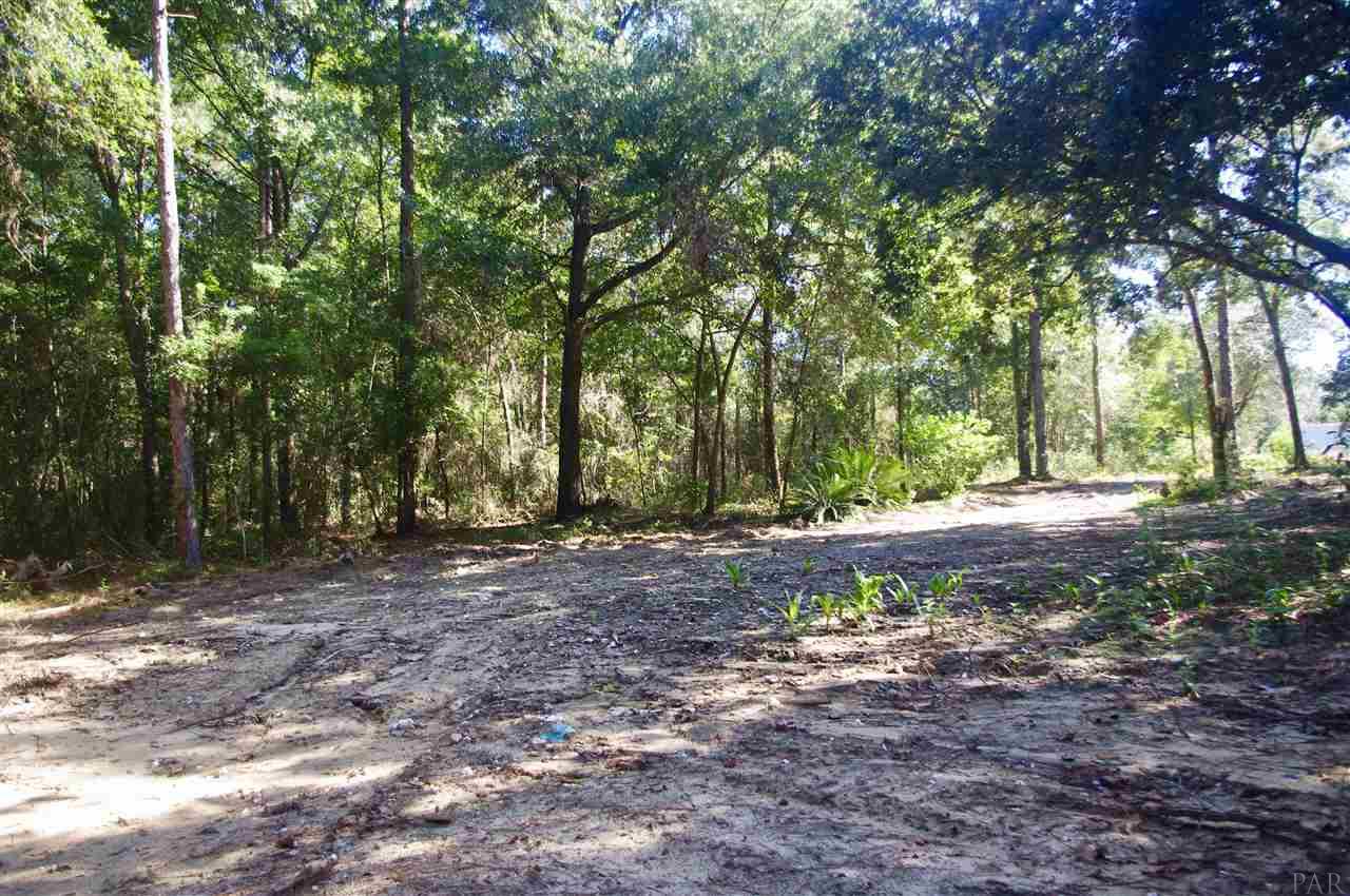 5077 East Lake Road Milton, FL 32583 - Photo 12 of 12 Gallery Image 12