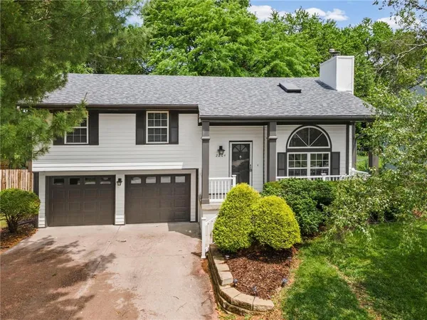 $359,900 | 2204 Northeast Chipman Road, Lee's Summit, MO 64086