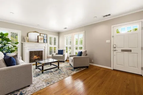 $499,000 | 2442 Marvin Avenue, Dallas, TX 75211