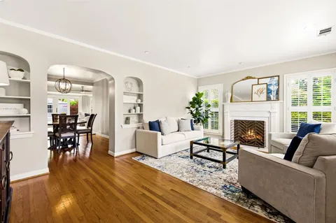 $499,000 | 2442 Marvin Avenue, Dallas, TX 75211