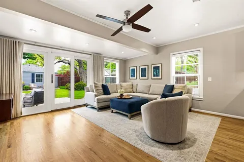 $499,000 | 2442 Marvin Avenue, Dallas, TX 75211