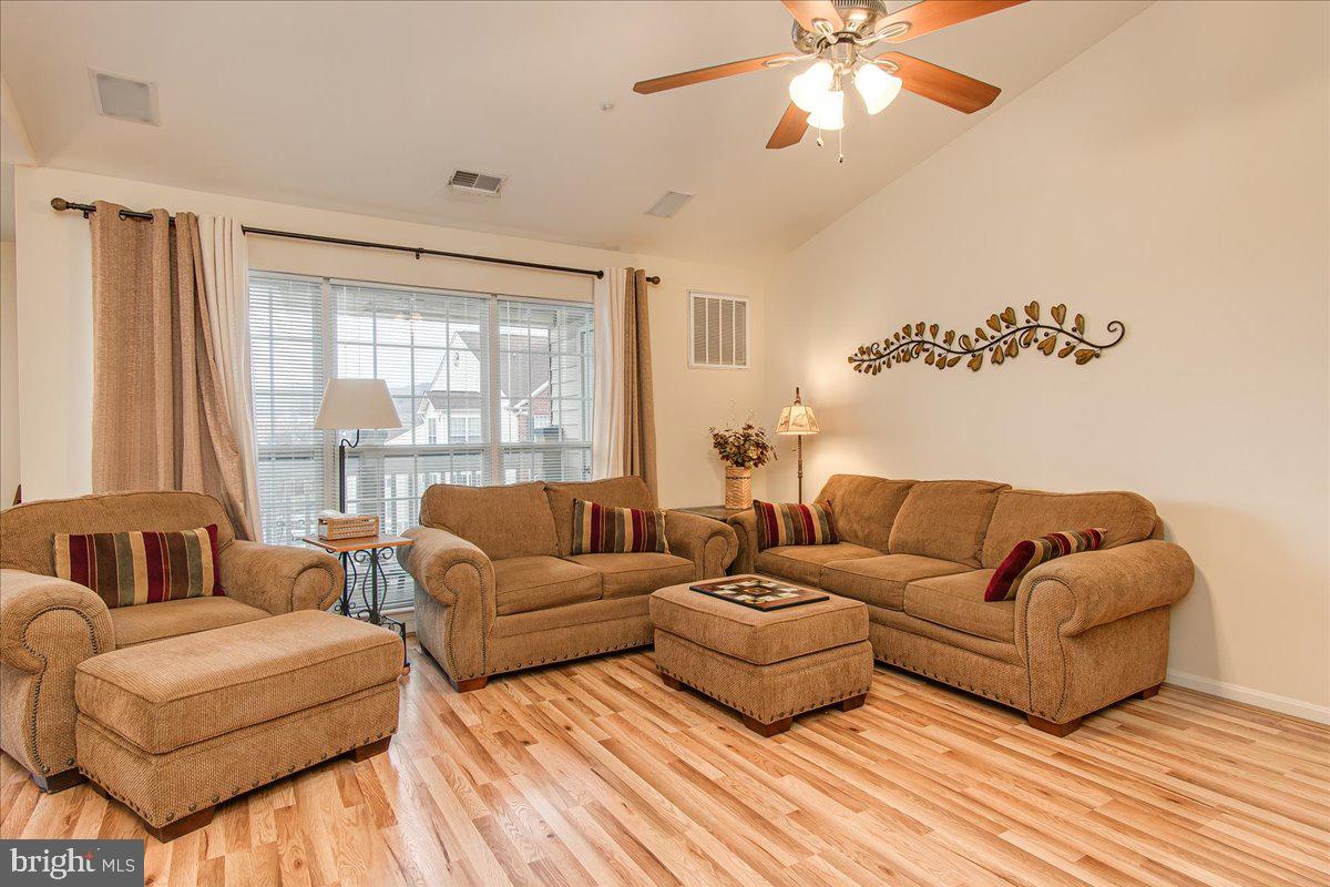 2502 Shelley Circle, Unit 2 3D Frederick, MD 21702 - Photo 7 of 29