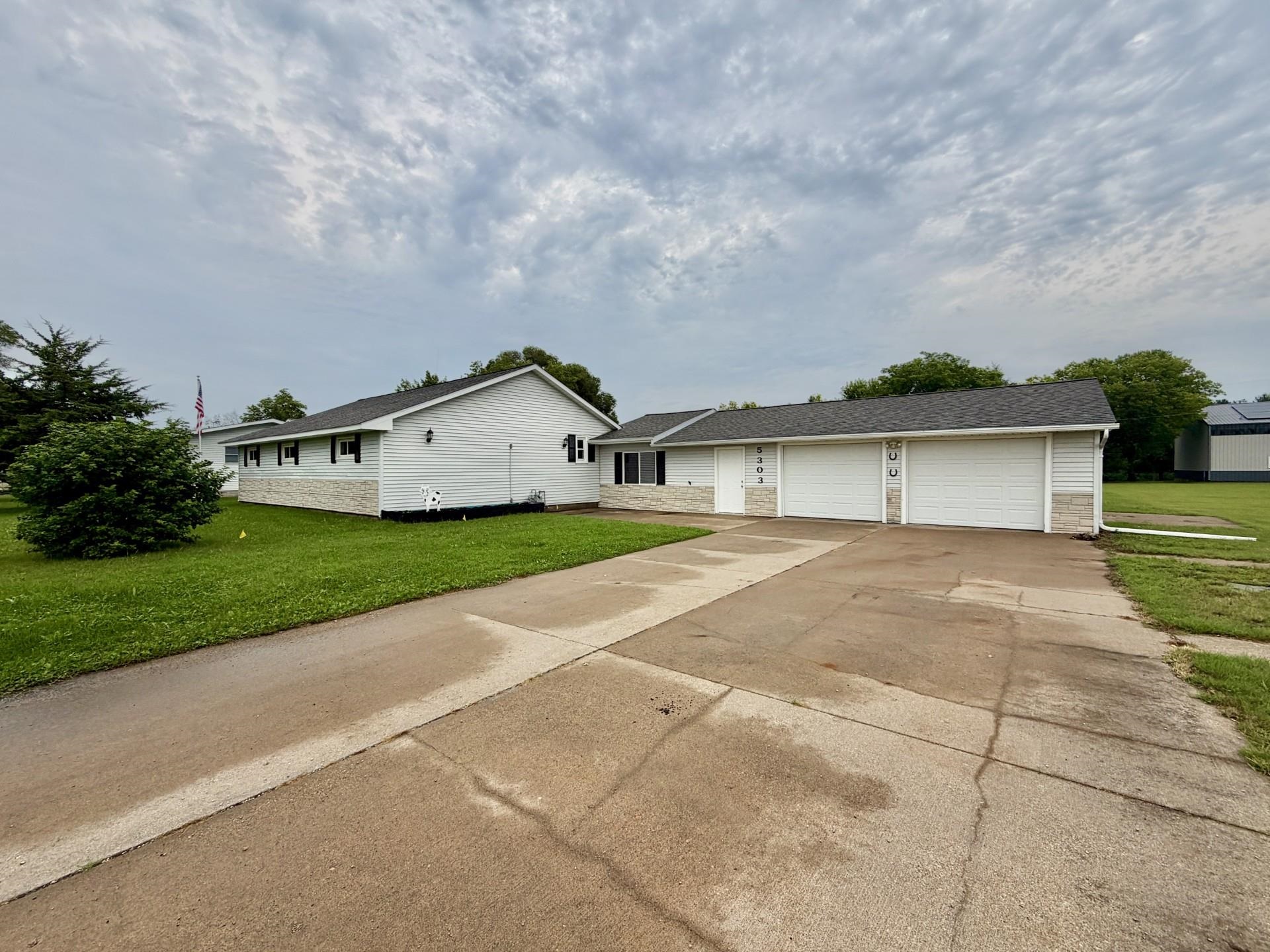 5303 Riverview Road Thomson, IL 61285 - Photo 15 of 25 Gallery Image 15