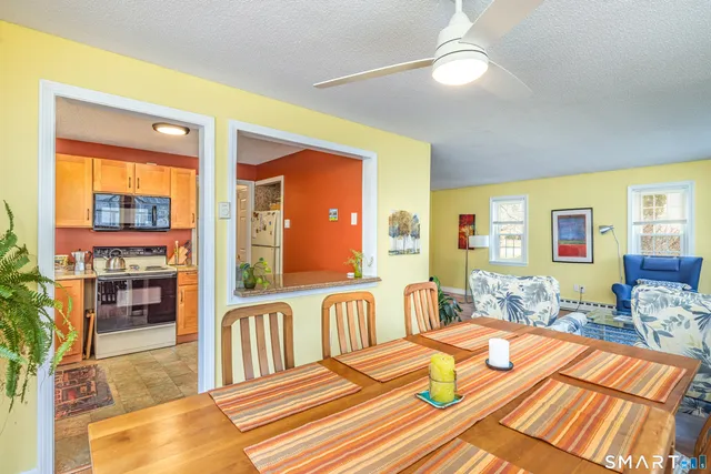 $249,000 | 18 Patriots Square, Unit 18, Mansfield, CT 06250