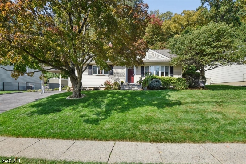 50 Parks Road Denville, NJ 07834 - Photo 3 of 28 Gallery Image 3