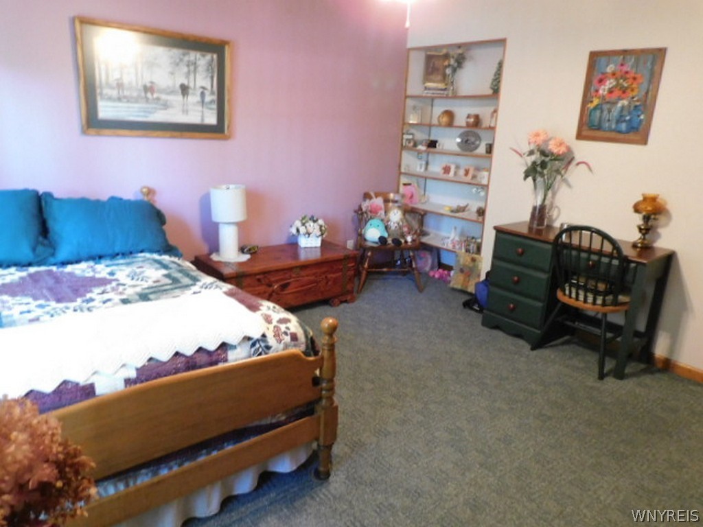 6986 Minnick Road Lockport Town, NY 14094 - Photo 10 of 28