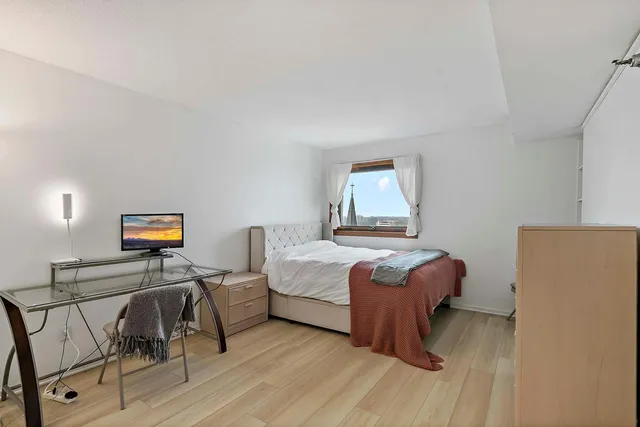 $120,000 | 66 9th Street East, Unit 1912, St. Paul, MN 55101