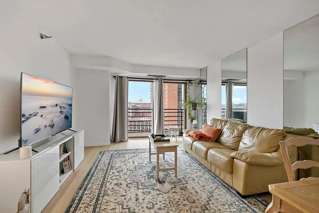 $120,000 | 66 9th Street East, Unit 1912, St. Paul, MN 55101