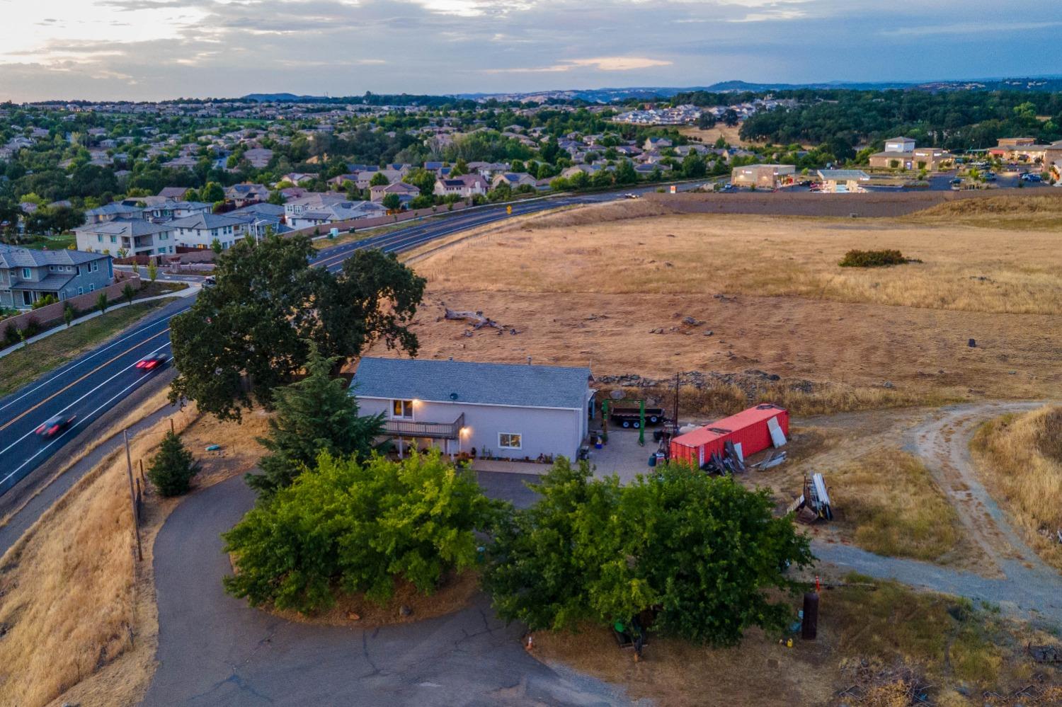 4040 Hawk View Road El Dorado Hills, CA 95762 - Photo 3 of 38