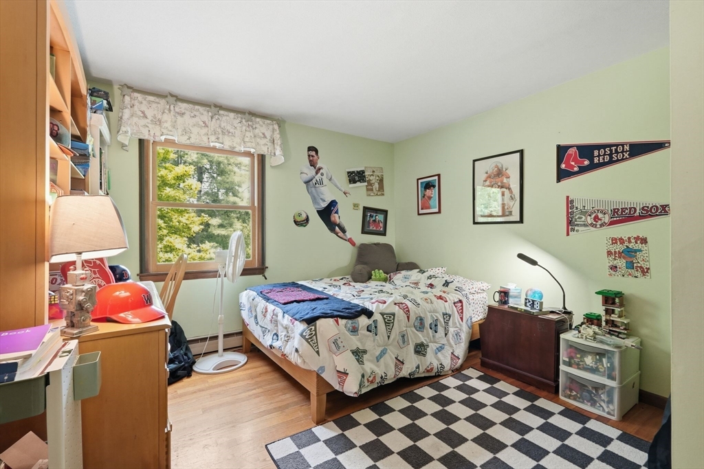 189 Pondview Drive Amherst, MA 01002 - Photo 15 of 42 Gallery Image 15
