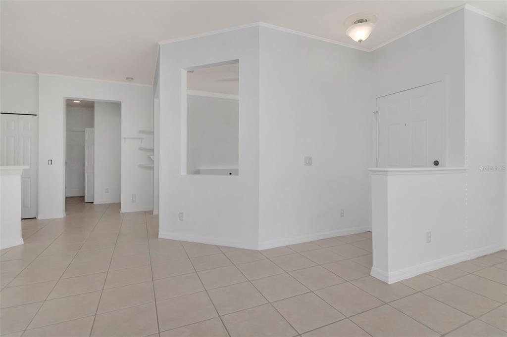 125 Shell Falls Drive Apollo Beach, FL 33572 - Photo 21 of 48 a view of an empty room
