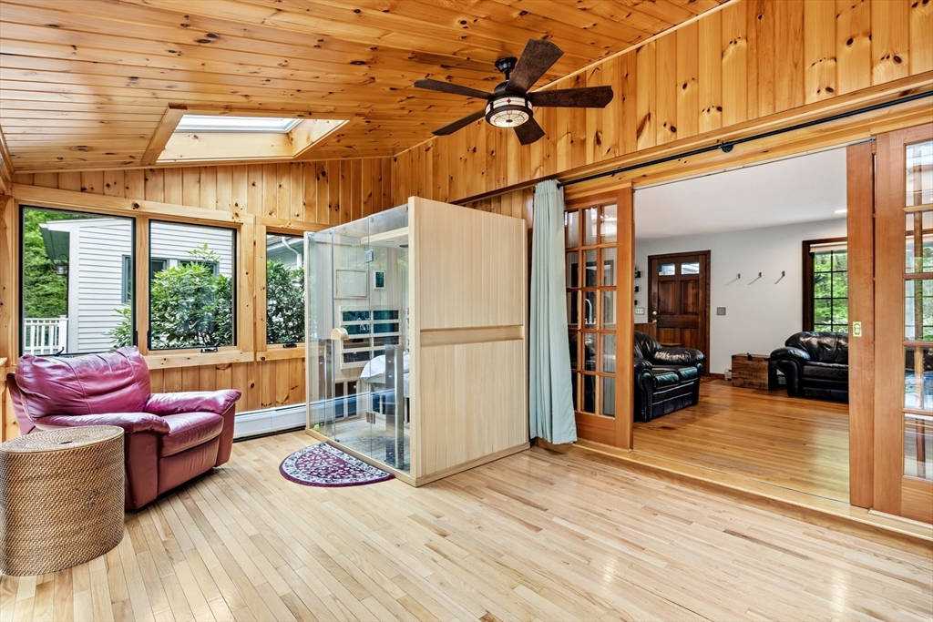 591 Kennedy Road Northampton, MA 01053 - Photo 16 of 42