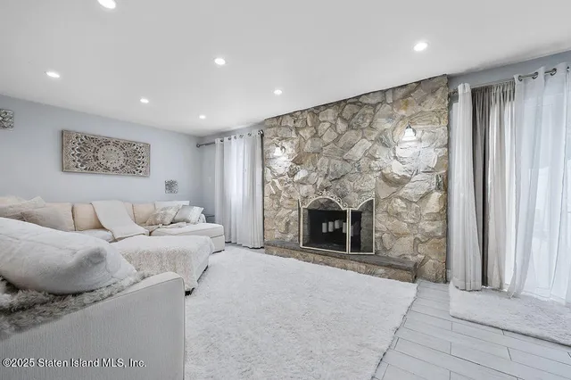 $867,000 | 71 Goller Place | Bulls Head