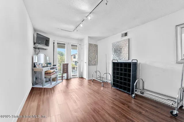 $867,000 | 71 Goller Place | Bulls Head