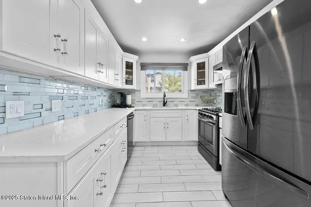 $867,000 | 71 Goller Place | Bulls Head