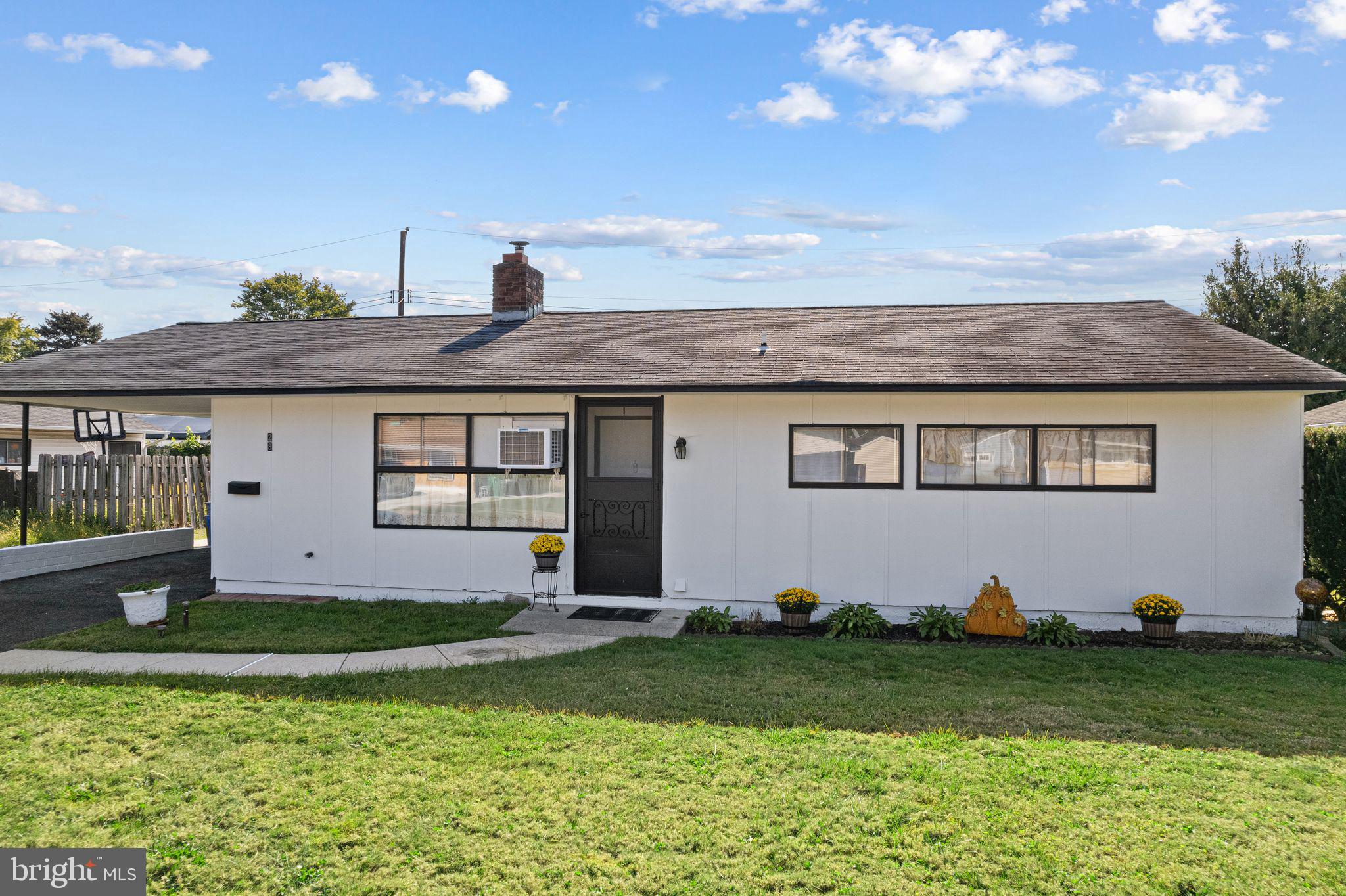 28 Old Pond Road Levittown, PA 19057 - Photo 24 of 25 Exterior Front