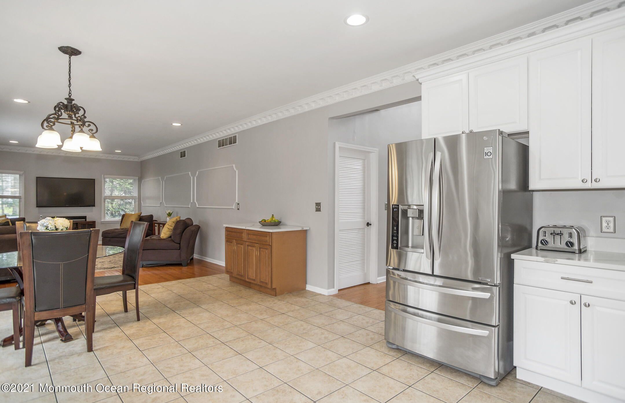 22 Kuzyk Road Cream Ridge, NJ 08514 - Photo 20 of 58 Kitchen