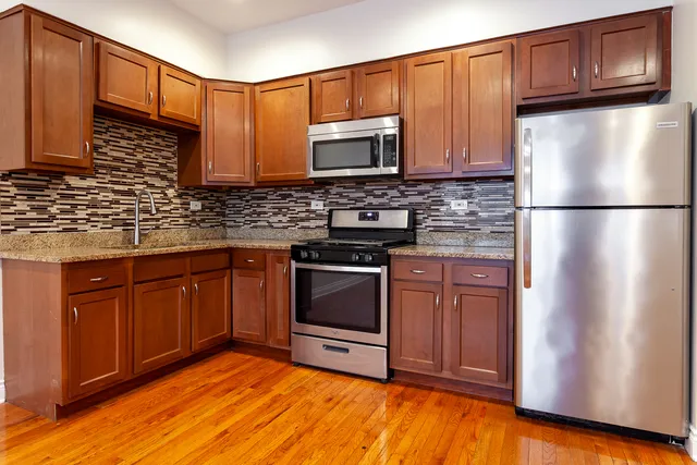 $1,700 | 4610 South Marshfield Avenue, Unit 1, Chicago, IL 60609