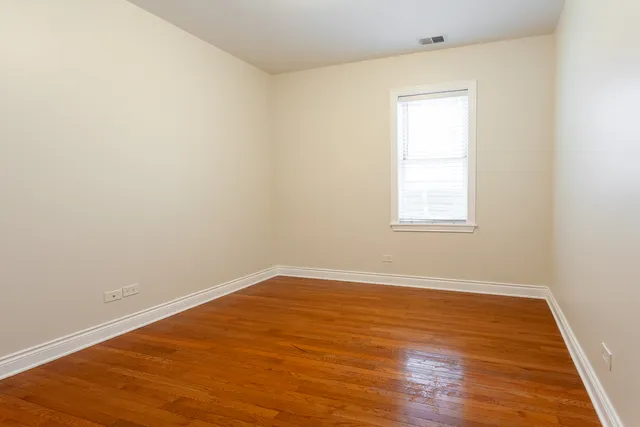 $1,700 | 4610 South Marshfield Avenue, Unit 1, Chicago, IL 60609