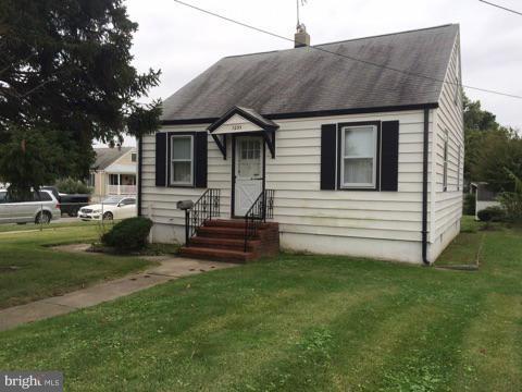 1233 North Point Road Baltimore, MD 21222 - Photo 2 of 10 Exterior (Front)