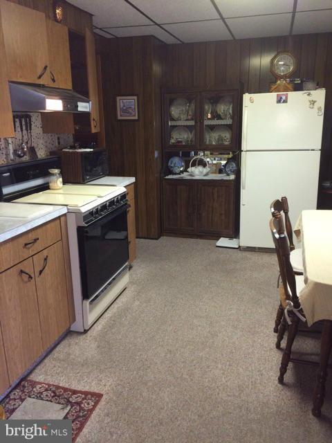 1233 North Point Road Baltimore, MD 21222 - Photo 10 of 10 Kitchen