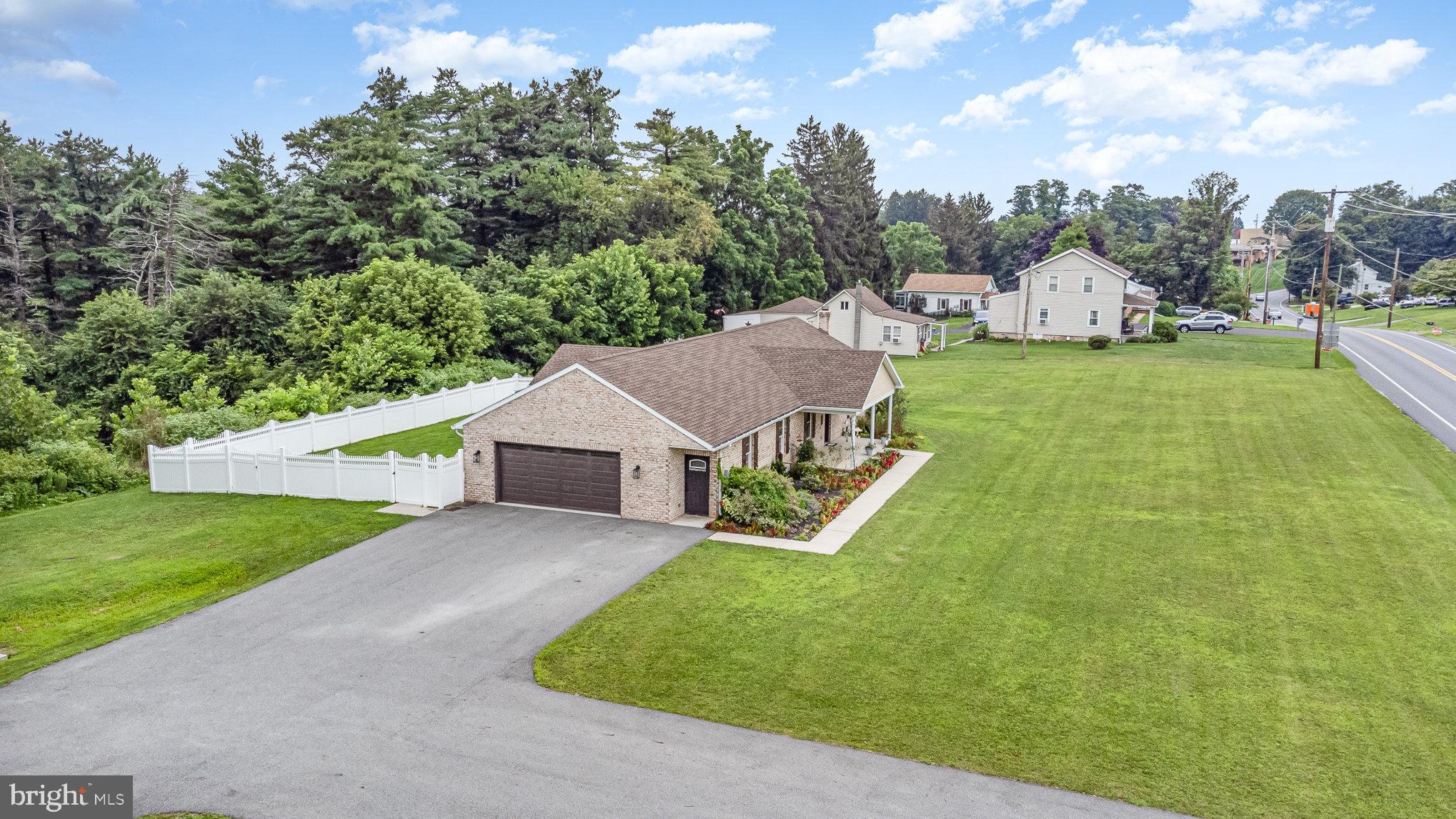 125 Winterstown Road Red Lion, PA 17356 - Photo 5 of 39