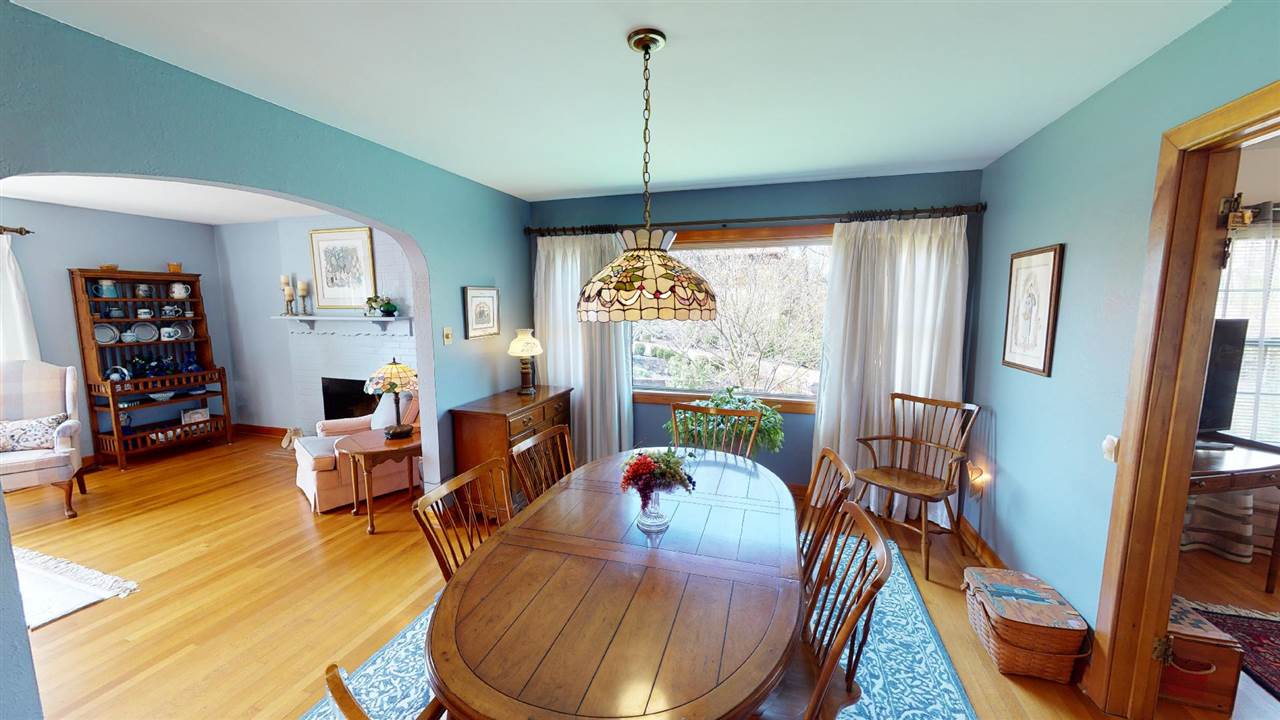 6068 East Pea Ridge Road Huntington, WV 25705 - Photo 3 of 18 Gallery Image 3