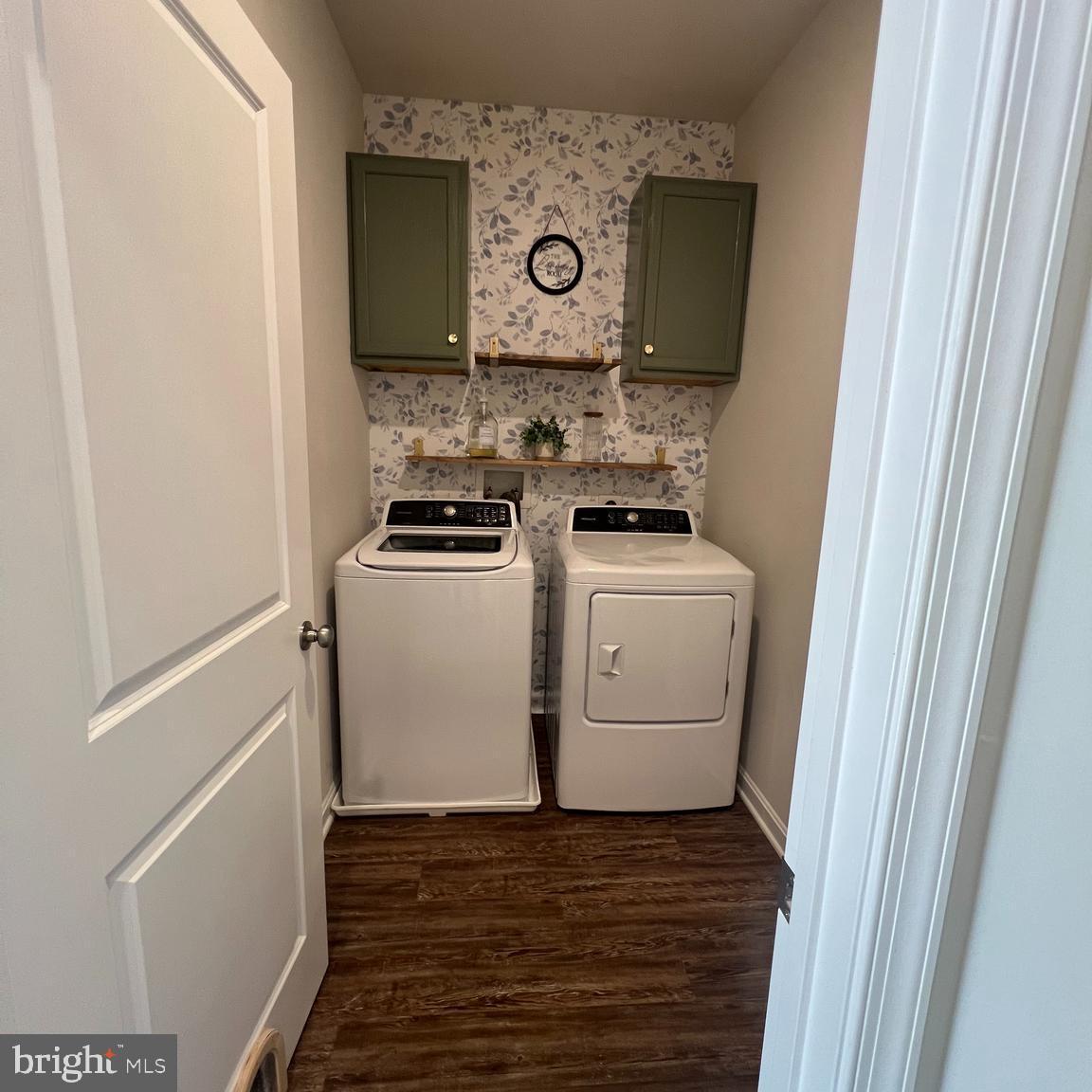 3106 Laurel Hill Road Hanover, MD 21076 - Photo 18 of 25 a utility room with dryer and washer
