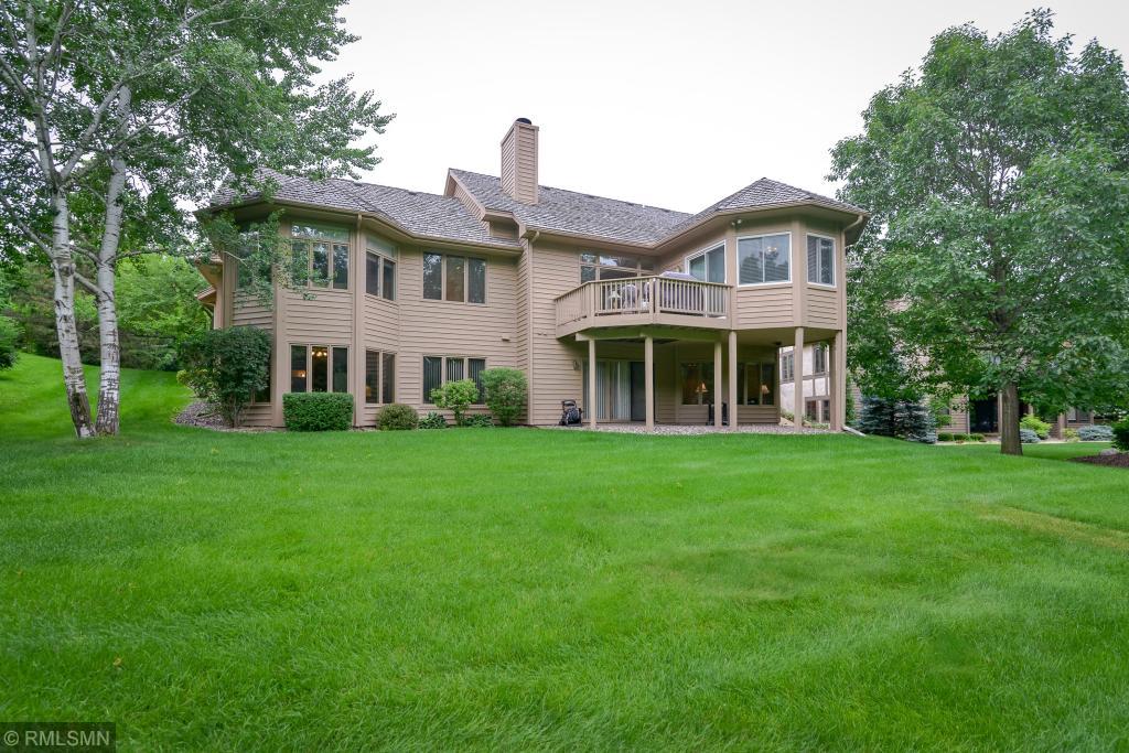 10292 Antlers Ridge Eden Prairie, MN 55347 - Photo 5 of 44 Gallery Image 5