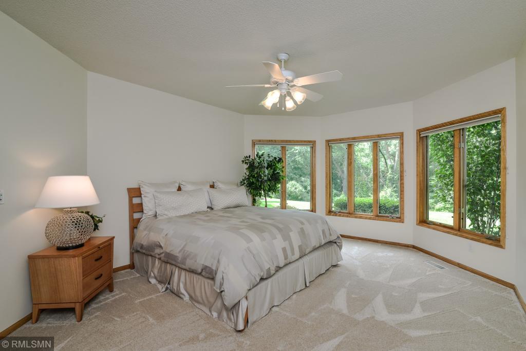 10292 Antlers Ridge Eden Prairie, MN 55347 - Photo 41 of 44 Gallery Image 41
