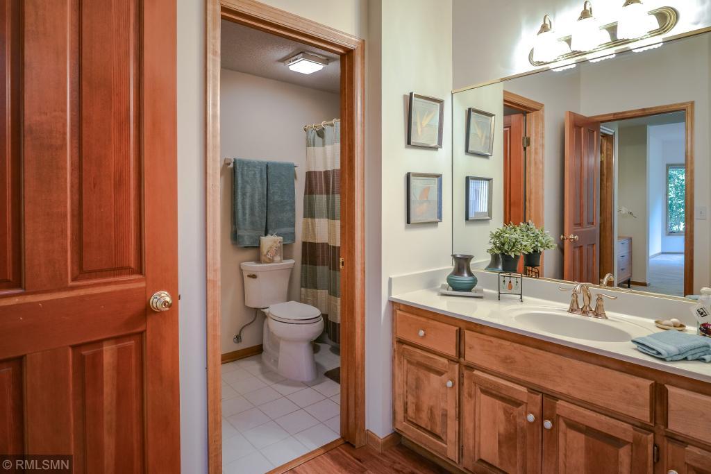 10292 Antlers Ridge Eden Prairie, MN 55347 - Photo 43 of 44 Gallery Image 43