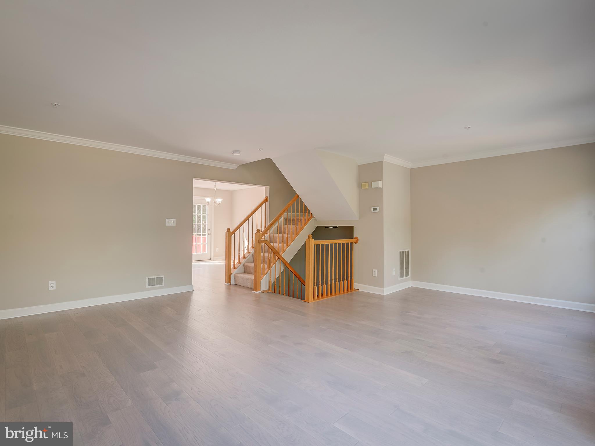 3503 Falling Run Road Laurel, MD 20724 - Photo 16 of 48 Living Room