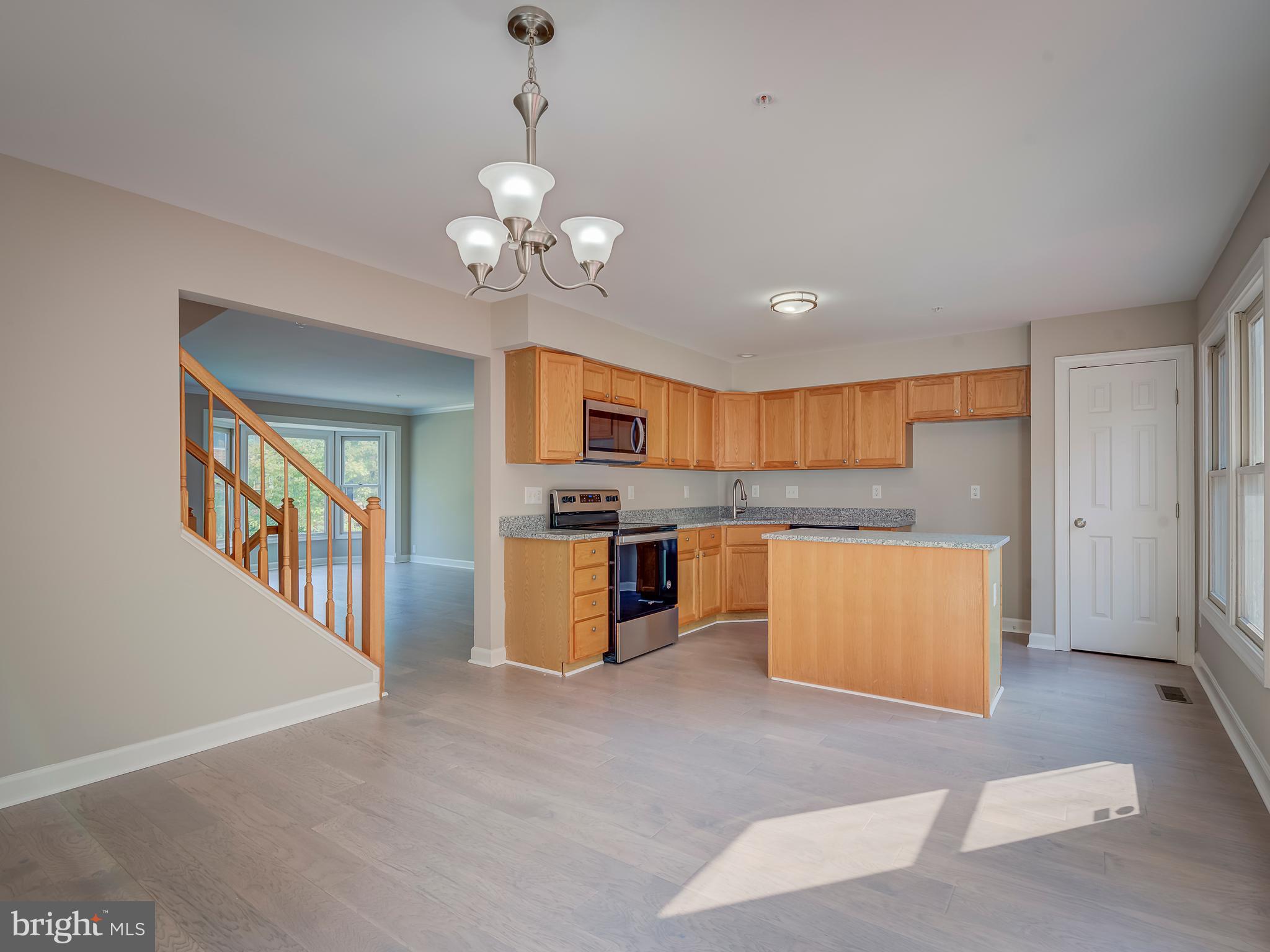 3503 Falling Run Road Laurel, MD 20724 - Photo 21 of 48 Dining area off kitchen