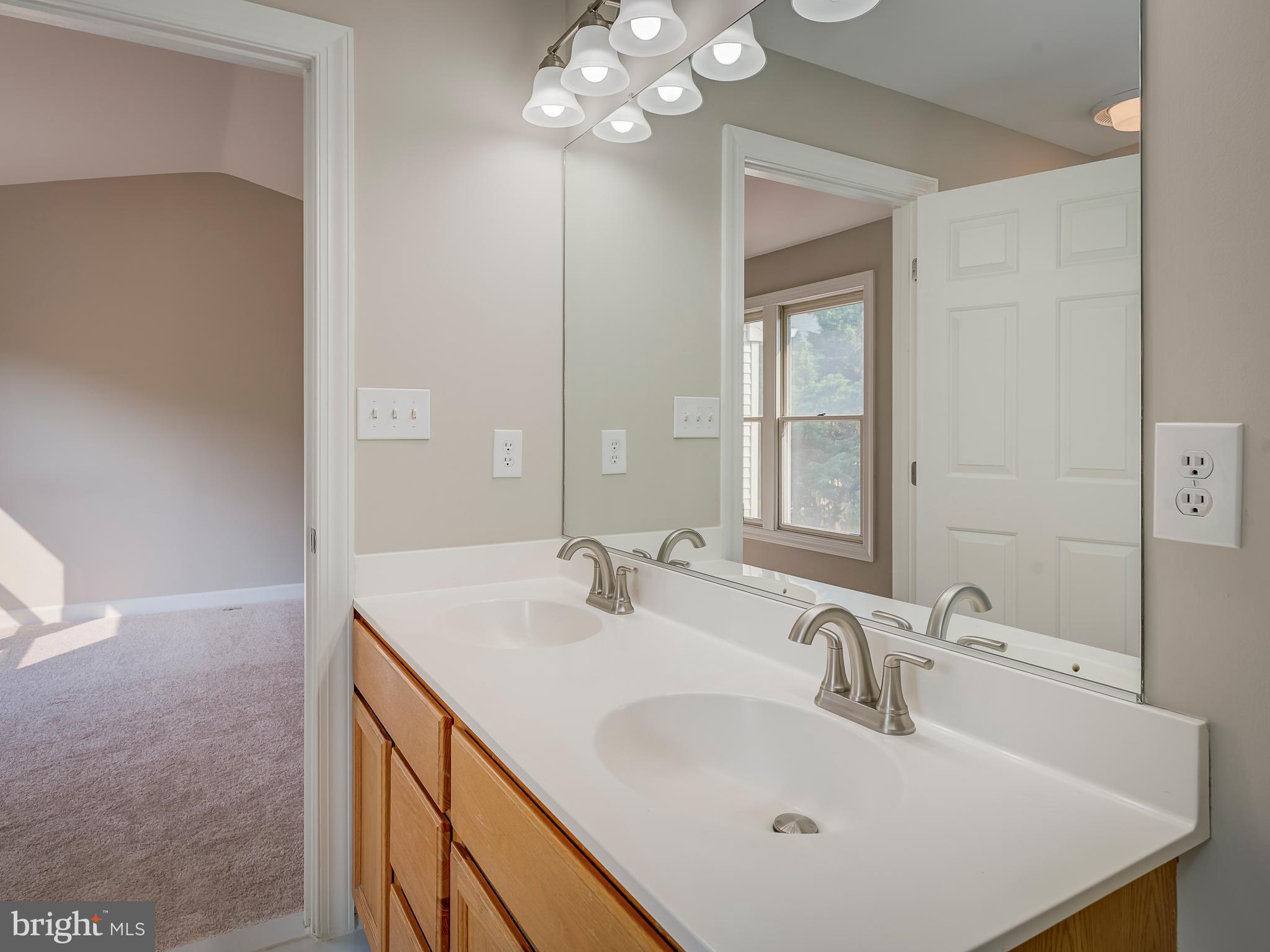 3503 Falling Run Road Laurel, MD 20724 - Photo 48 of 48 Master bathroom