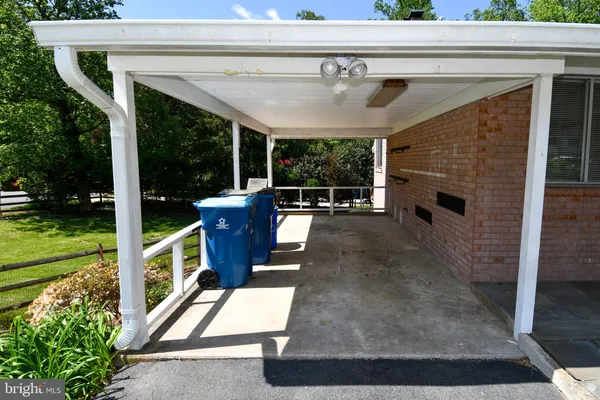 $3,650 | 4842 Randolph Drive, Annandale, VA 22003