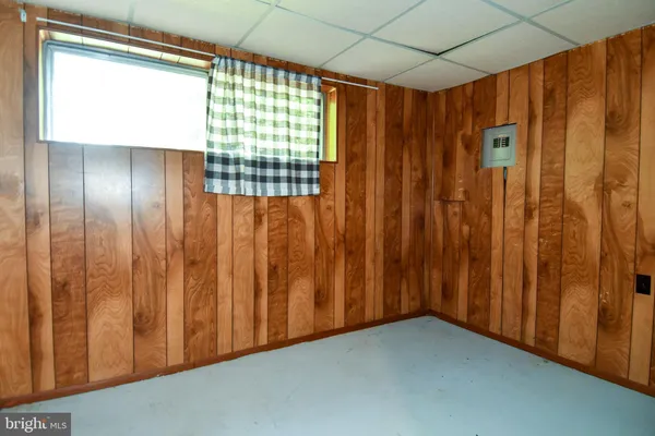 $3,650 | 4842 Randolph Drive, Annandale, VA 22003