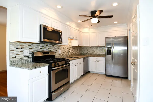 $3,650 | 4842 Randolph Drive, Annandale, VA 22003