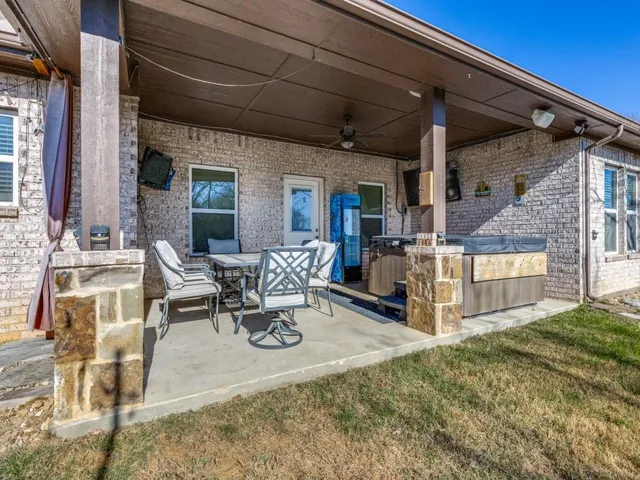 $485,000 | 3001 Sutton Court, Springtown, TX 76082