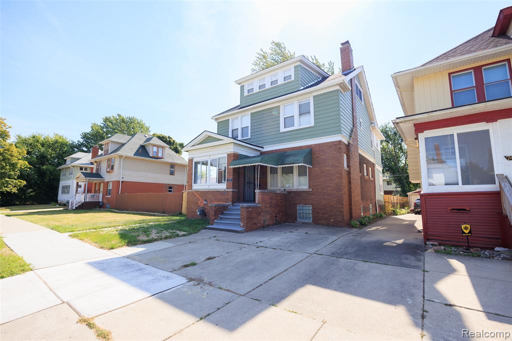 737 Webb Street Detroit, MI 48202 - Photo 5 of 40