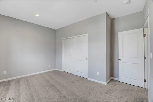 $2,950 | 15 Santo Mio Court, Henderson, NV 89011