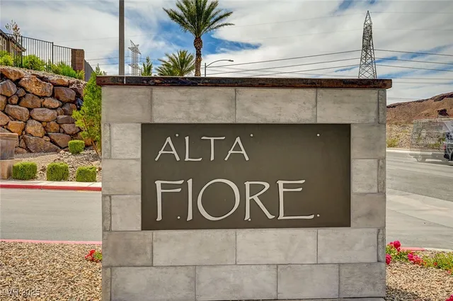 $2,950 | 15 Santo Mio Court, Henderson, NV 89011