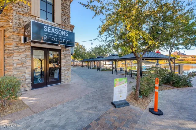 $2,950 | 15 Santo Mio Court, Henderson, NV 89011