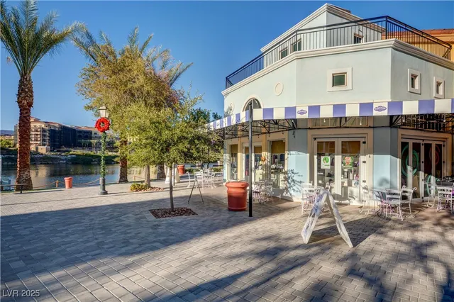 $2,950 | 15 Santo Mio Court, Henderson, NV 89011